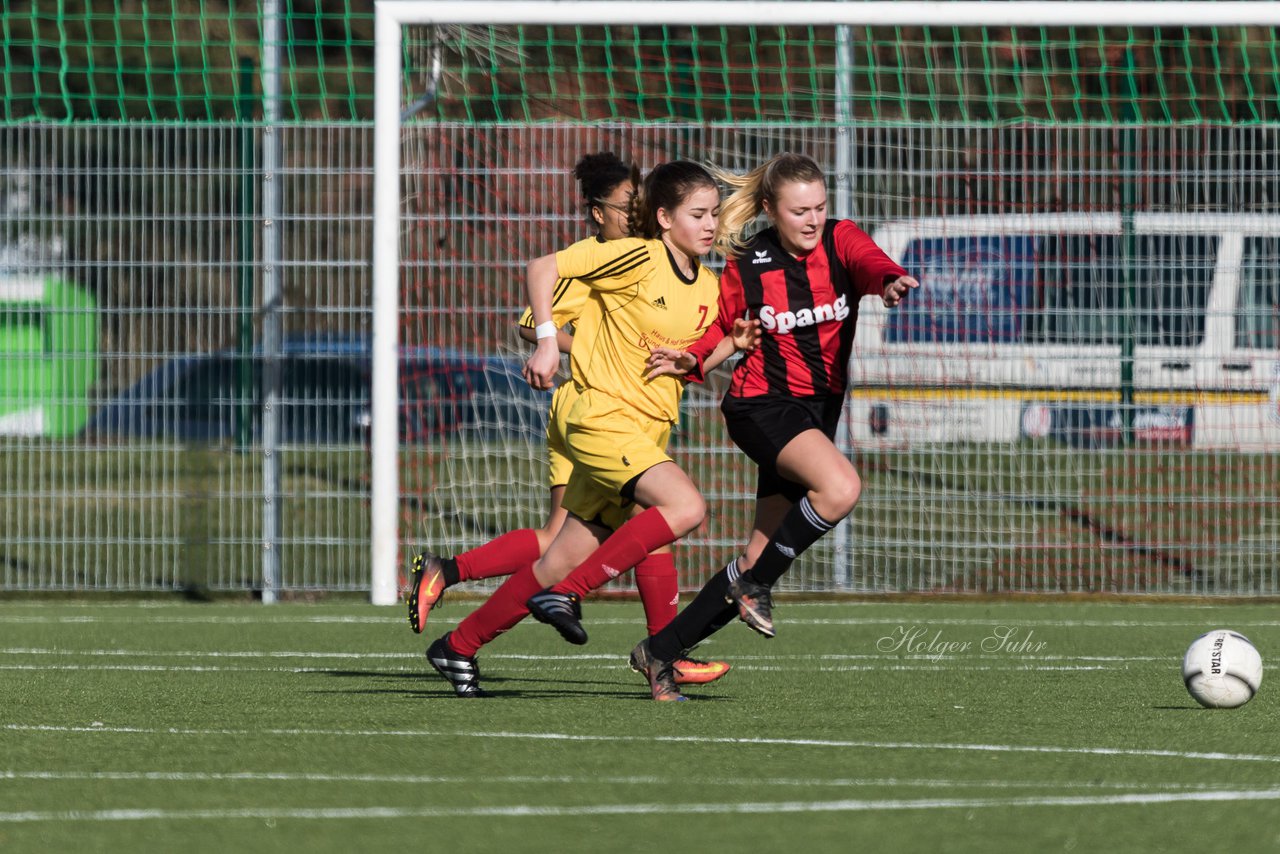 Bild 218 - B-Juniorinnen SG Weststeinburg/Bei - SV Fisia 03 : Ergebnis: 1:2